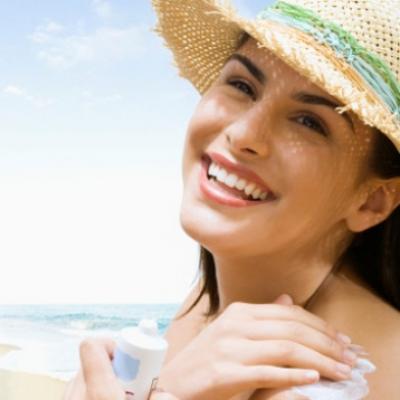 Du lịch biển cần chuẩn bị những gì? Những lưu ý khi đi biển?